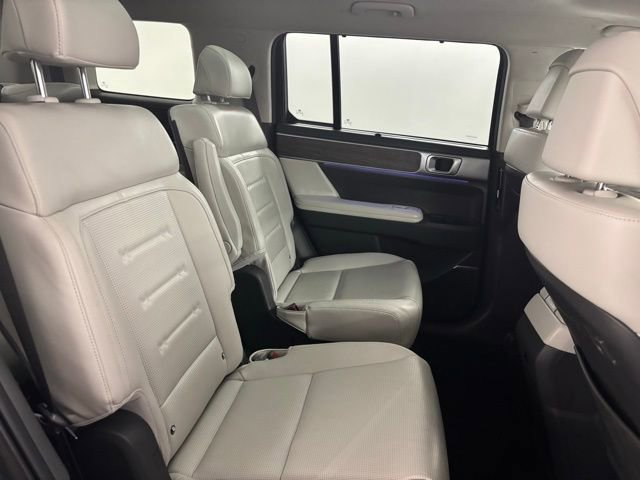 Used 2024 Hyundai Santa Fe Calligraphy image 16