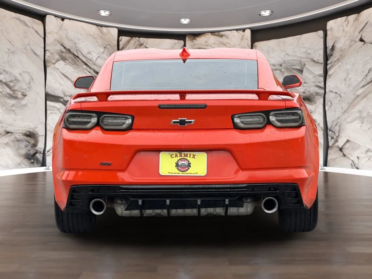 Used 2019 Chevrolet Camaro SS RWD image 6
