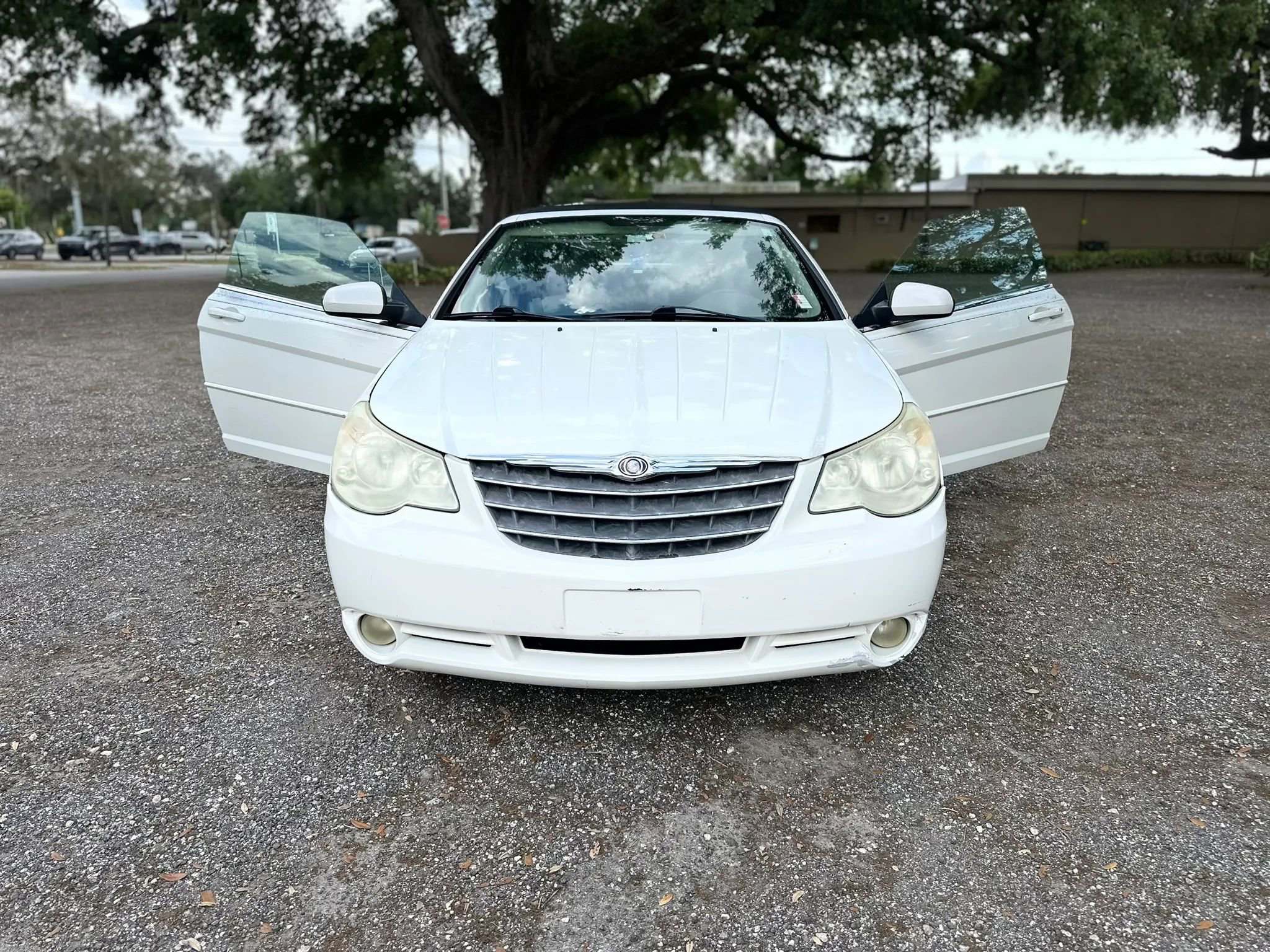 Used 2008 Chrysler Sebring Touring w/ Special Touring Group image 2