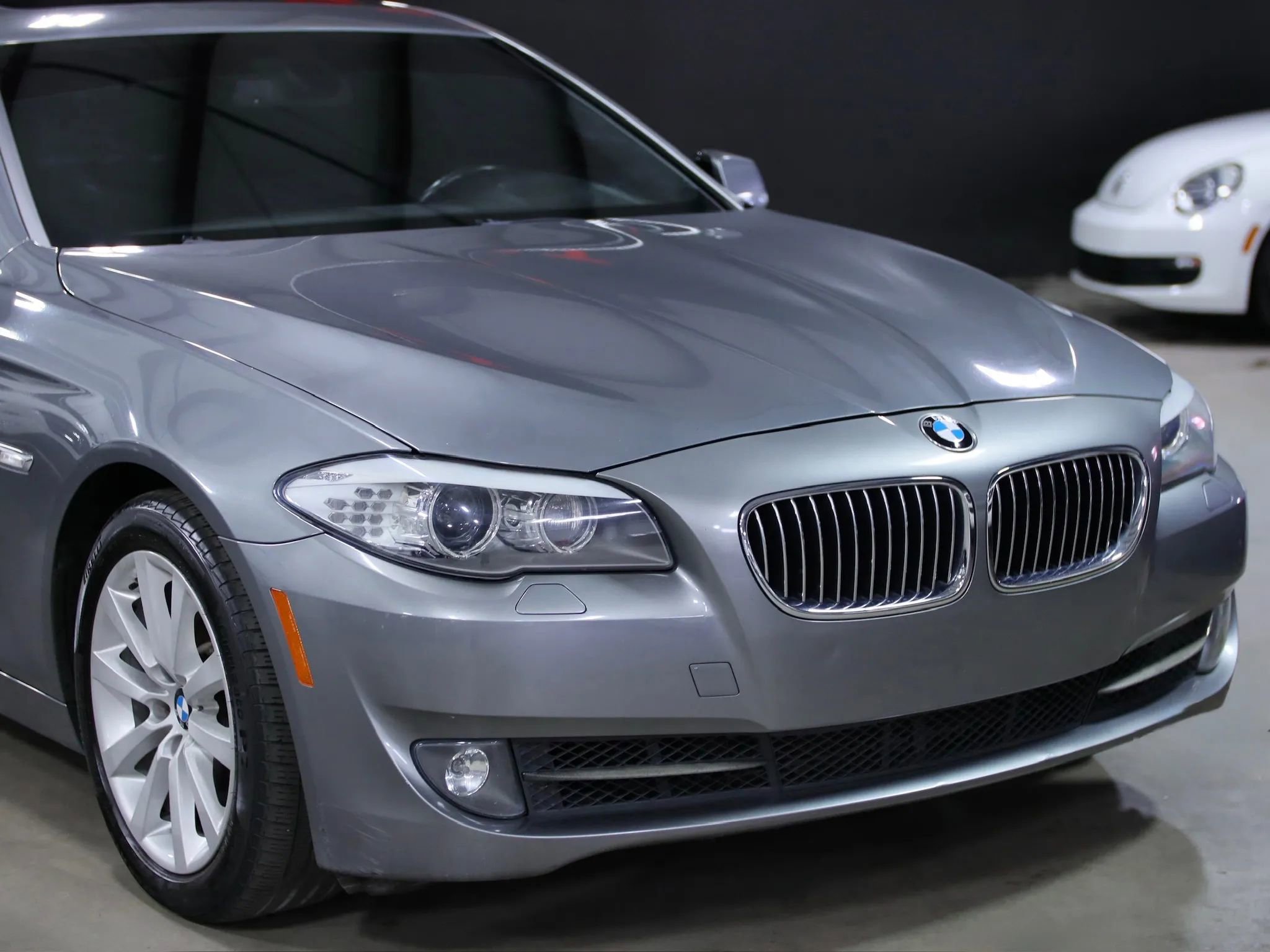 Used 2012 BMW 528i Sedan image 2
