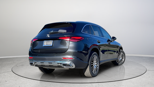 Certified 2026 Mercedes-Benz GLC 300 4MATIC image 5