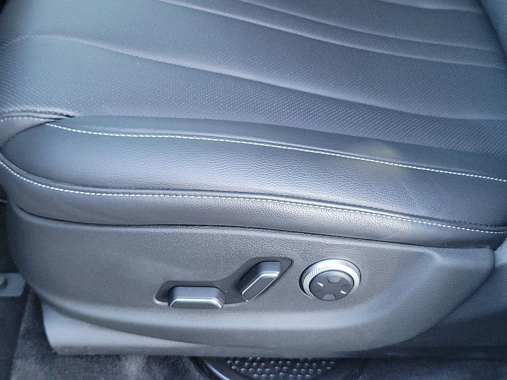 Used 2025 Genesis GV80 2.5T Standard image 35