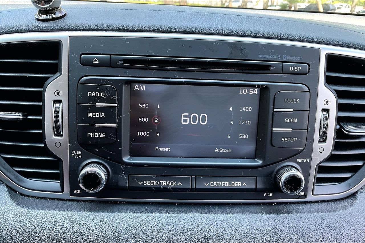 Used 2019 Kia Sportage LX FWD image 23