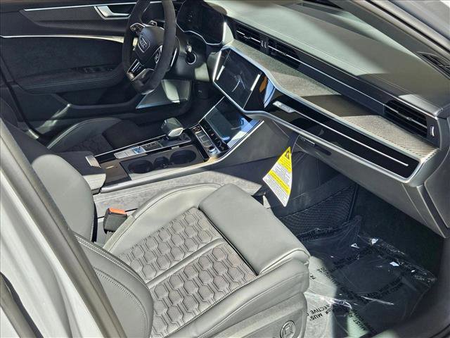 New 2025 Audi RS 6 performance image 13