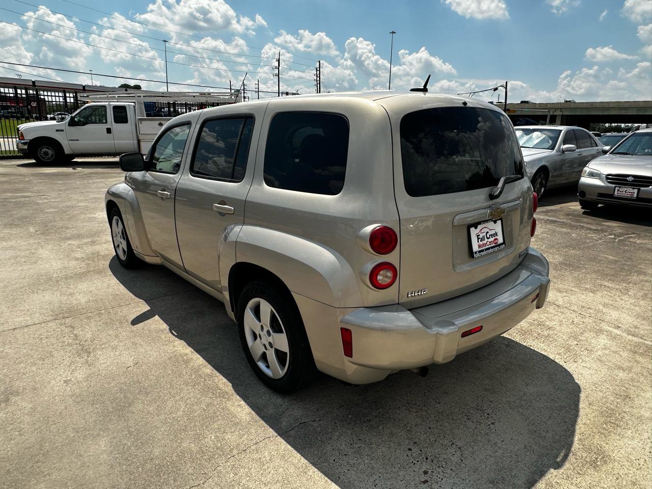 Used 2009 Chevrolet HHR LS image 4