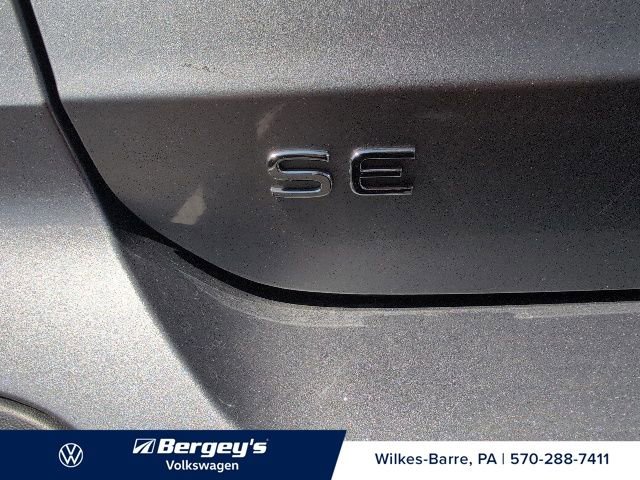 Used 2024 Volkswagen Taos SE AWD/4WD image 11
