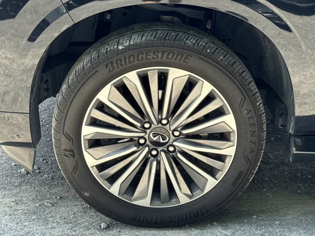 Used 2025 INFINITI QX80 Sensory AWD/4WD image 26