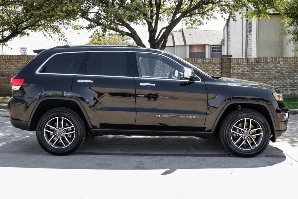 Used 2022 Jeep Grand Cherokee Limited w/ Tech Group AWD/4WD image 15