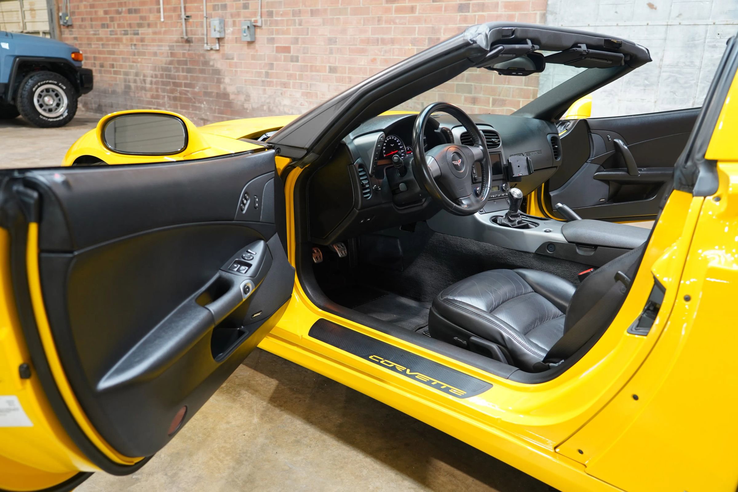 Used 2006 Chevrolet Corvette Coupe w/ Preferred Equipment Group image 44