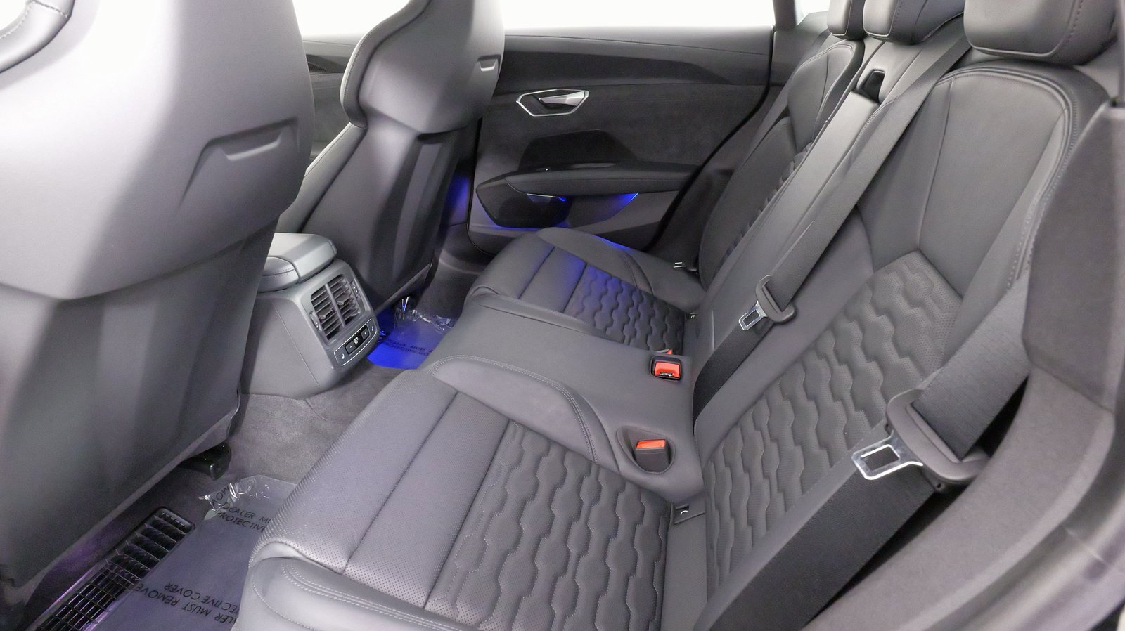 Used 2024 Audi RS e-tron GT w/ Carbon Performance Package image 37