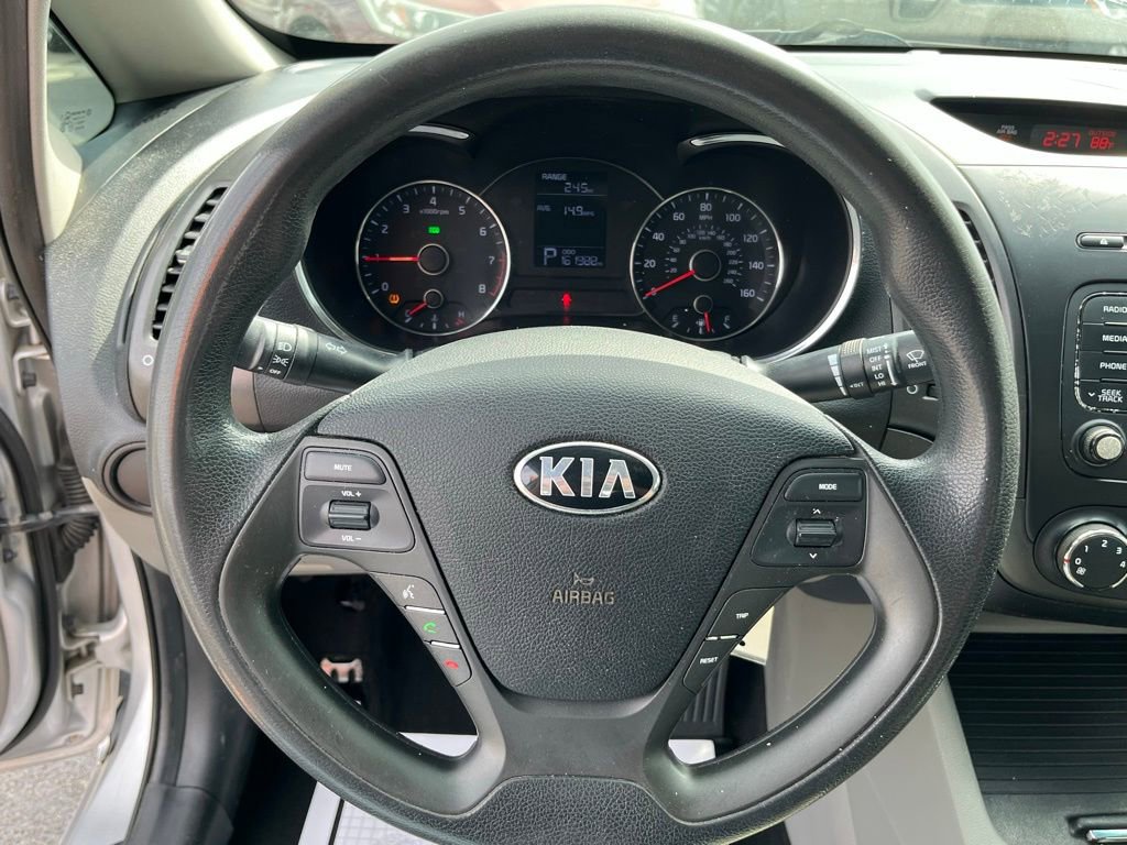 Used 2015 Kia Forte LX image 10