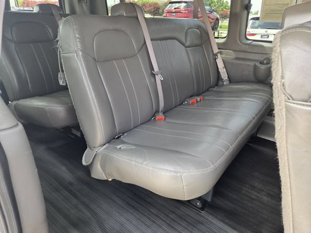 Used 2024 Chevrolet Express 3500 LS RWD image 28
