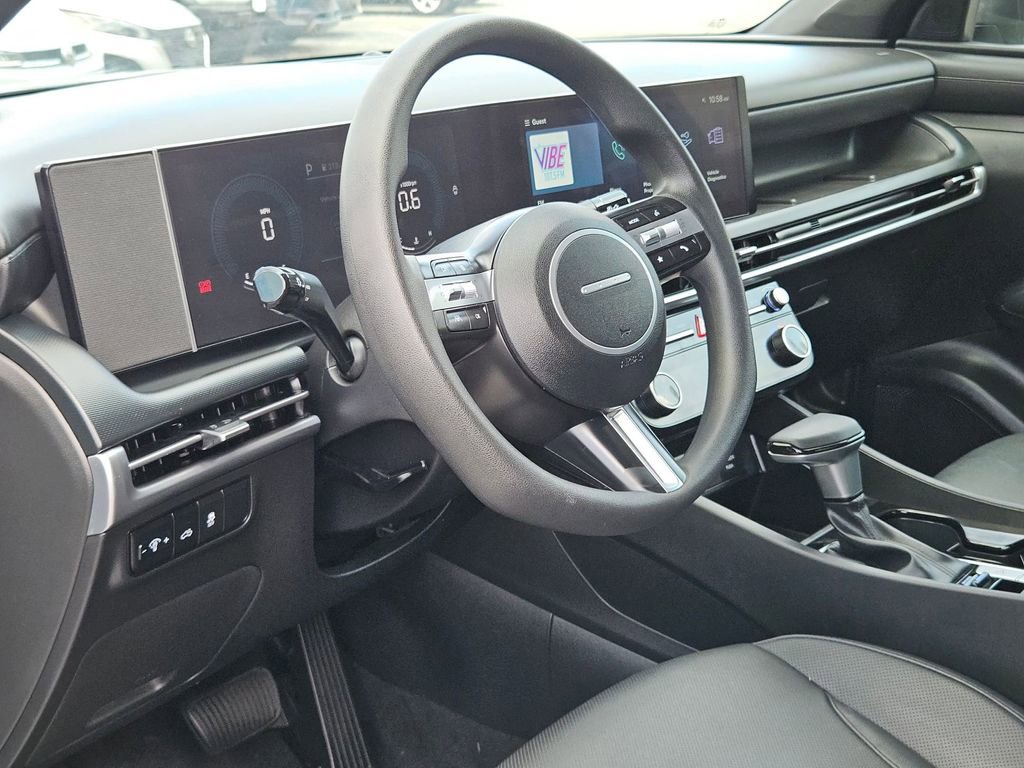 Used 2025 Hyundai Santa Cruz SEL FWD image 13