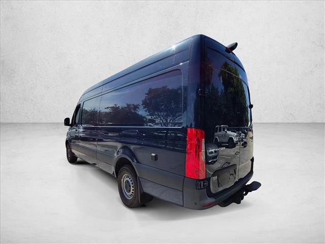 Used 2023 Mercedes-Benz Sprinter 2500 image 7