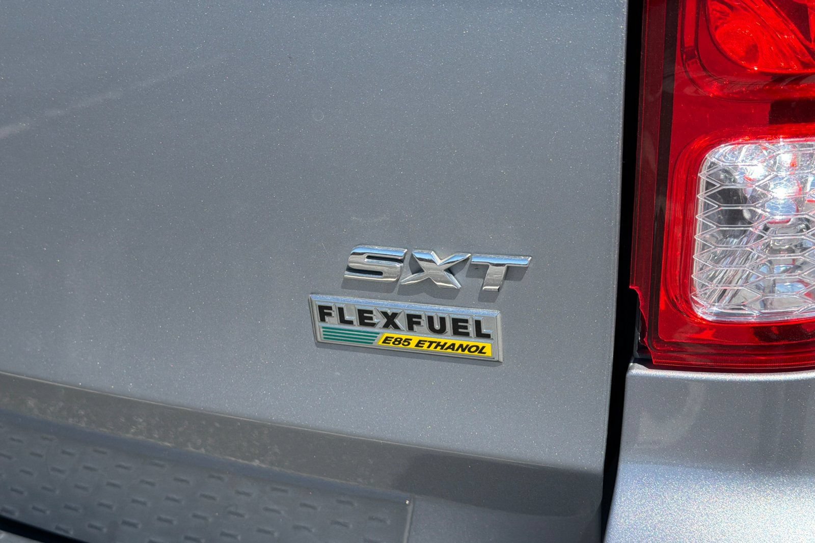 Used 2019 Dodge Grand Caravan SXT FWD image 7