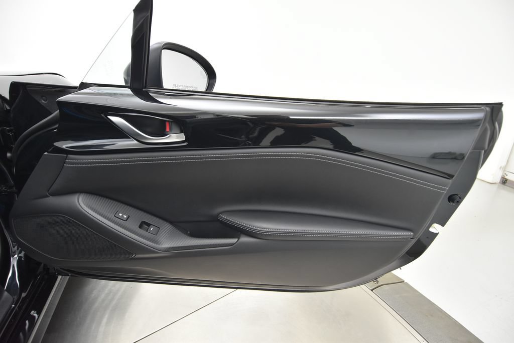 New 2026 MAZDA MX-5 Miata Grand Touring w/ Weather Package RWD image 39
