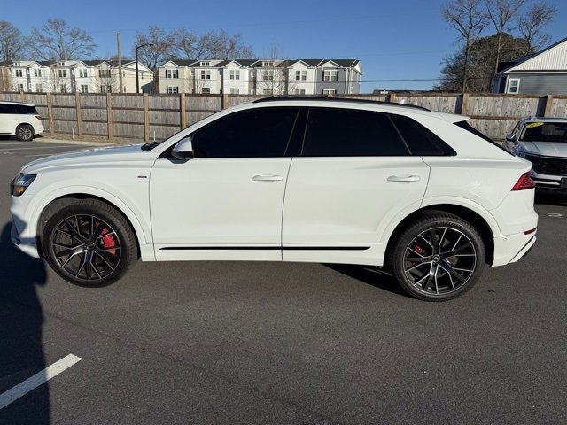 Used 2023 Audi Q8 Premium Plus w/ Premium Plus Package image 3