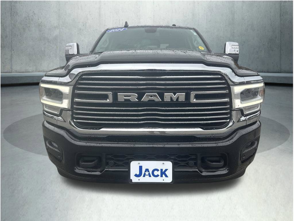 Used 2024 RAM 2500 Laramie AWD/4WD image 11