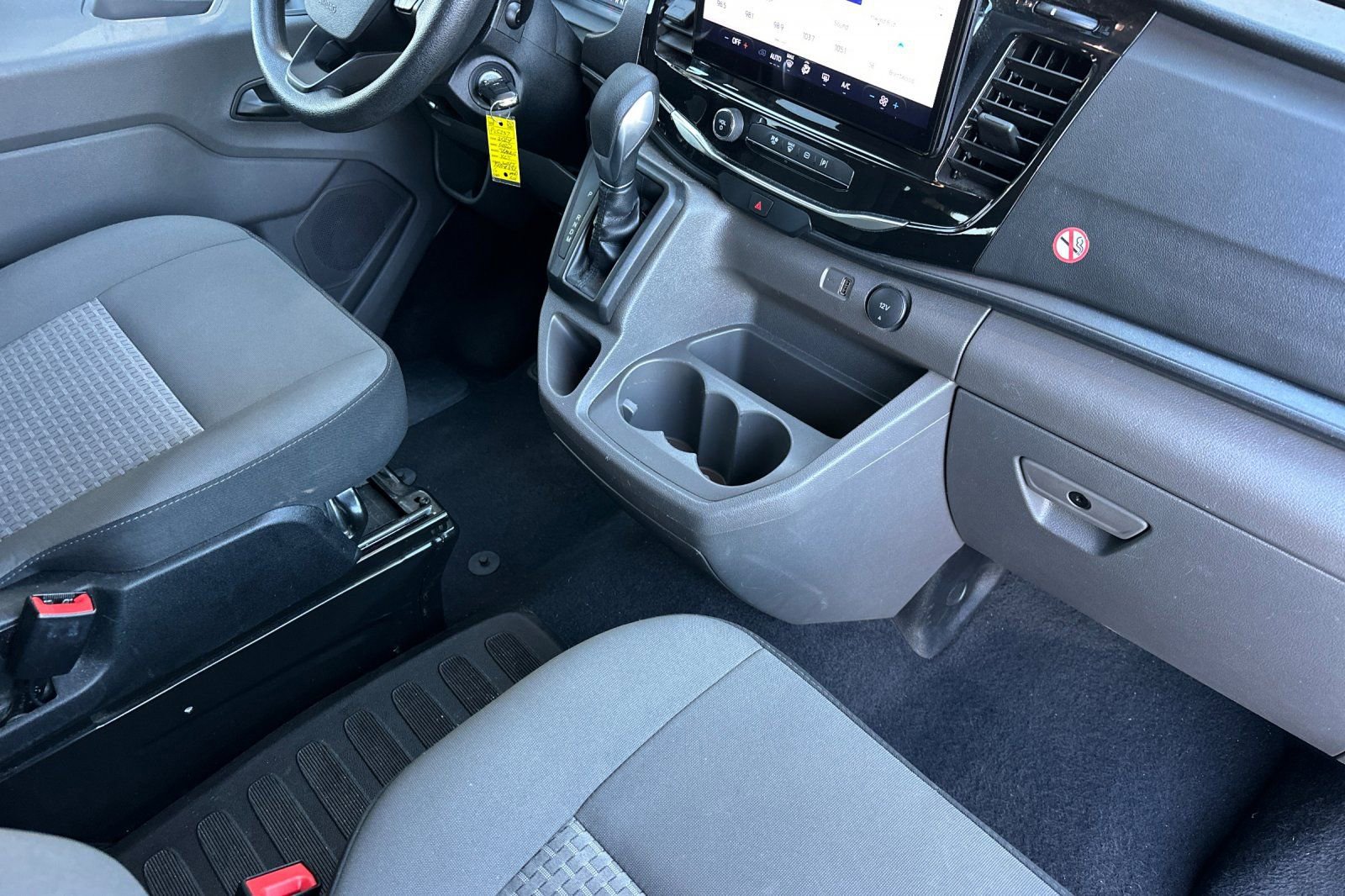 Used 2024 Ford Transit 350 XLT image 14