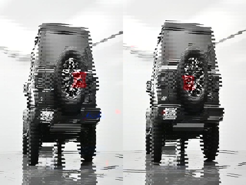 New 2025 Jeep Wrangler Unlimited Sahara w/ Technology Group image 45