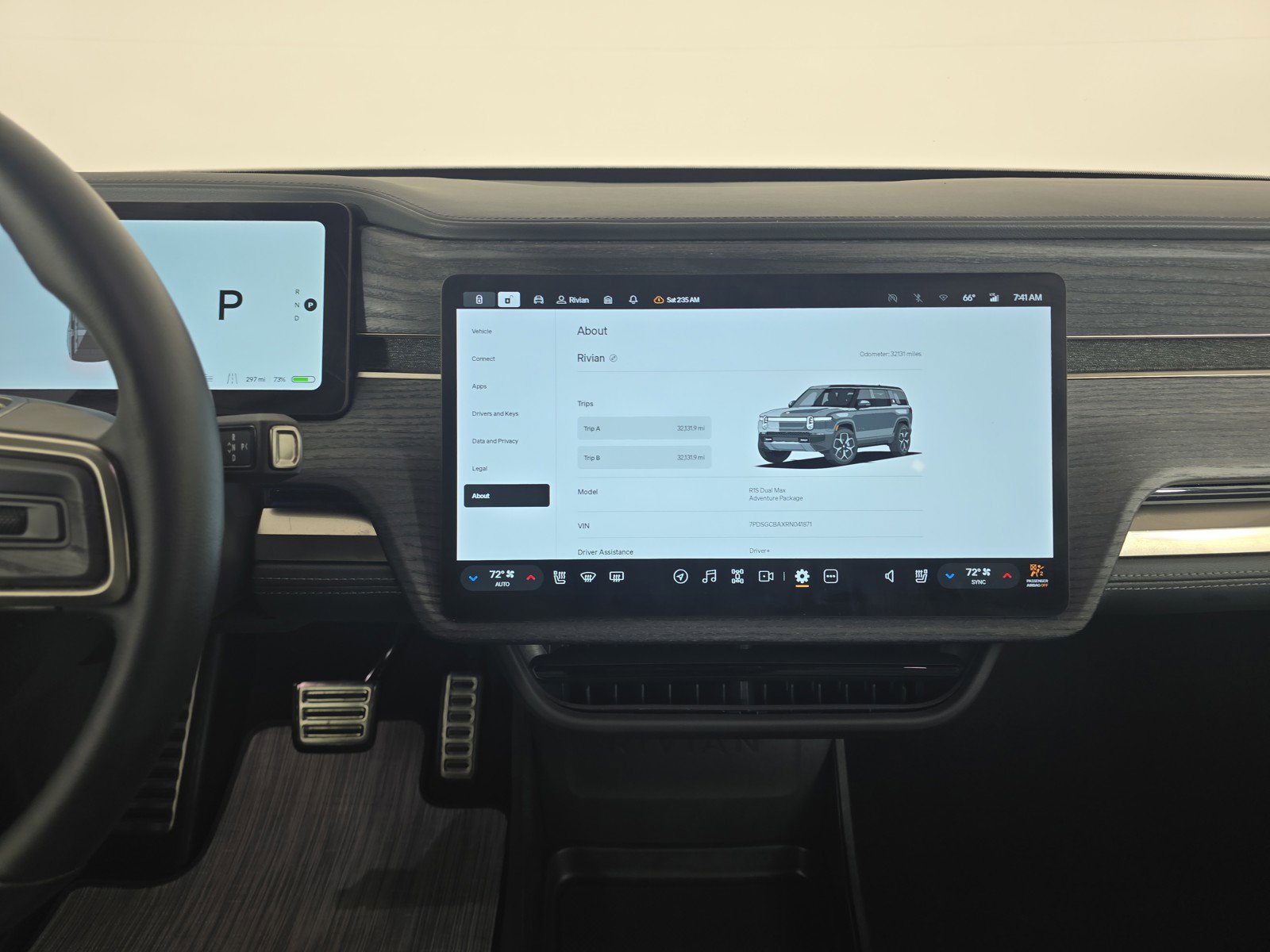 Used 2024 Rivian R1S Adventure AWD/4WD image 29