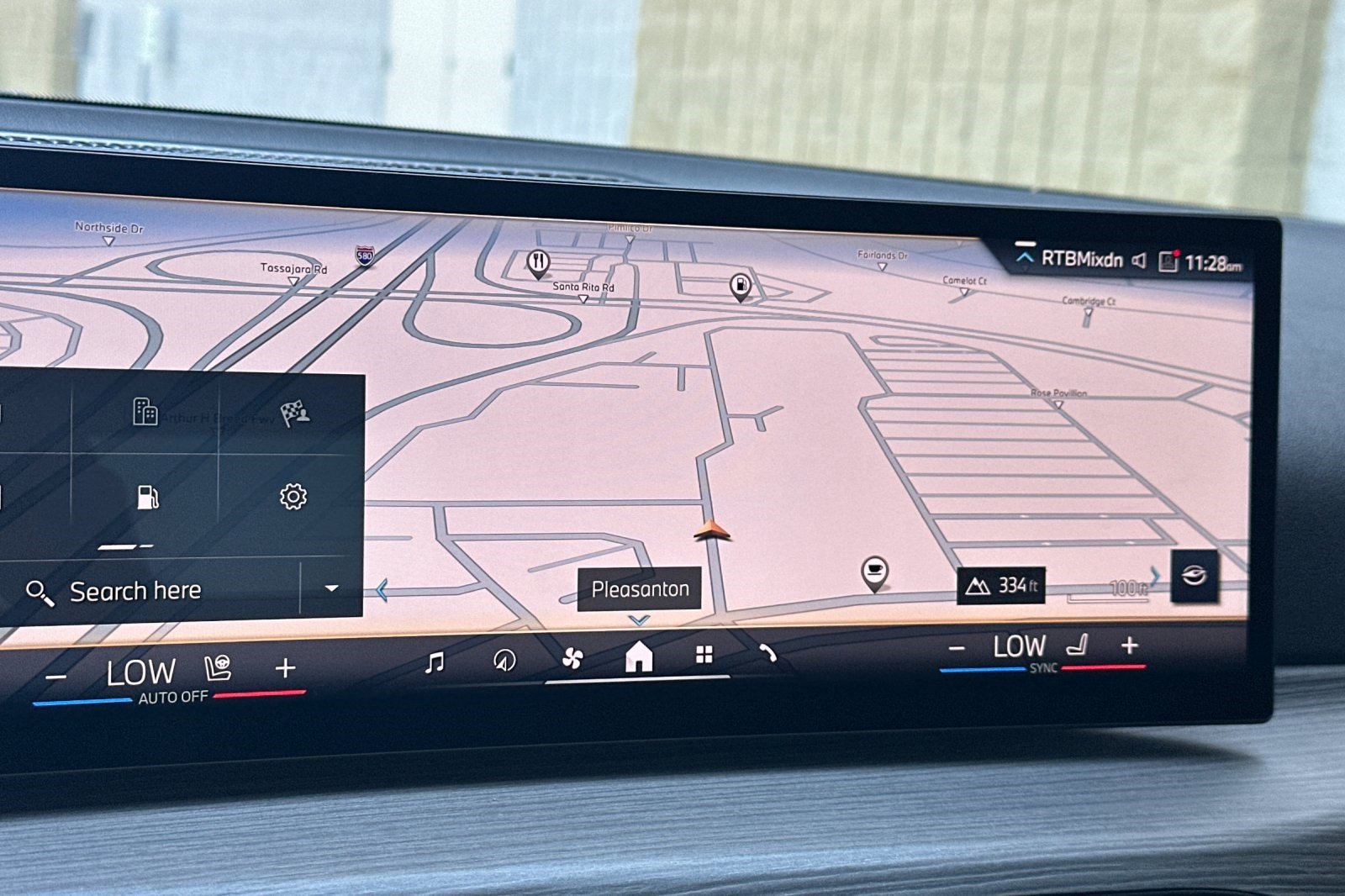 Certified 2025 BMW 230i Coupe w/ Convenience Package image 24