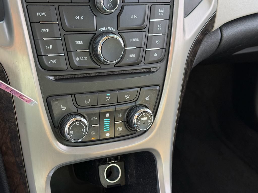 Used 2014 Buick Verano Convenience FWD image 22