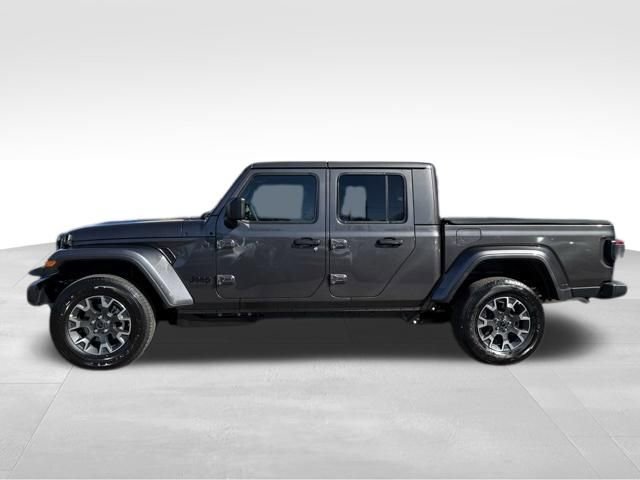New 2026 Jeep Gladiator Sport AWD/4WD image 4