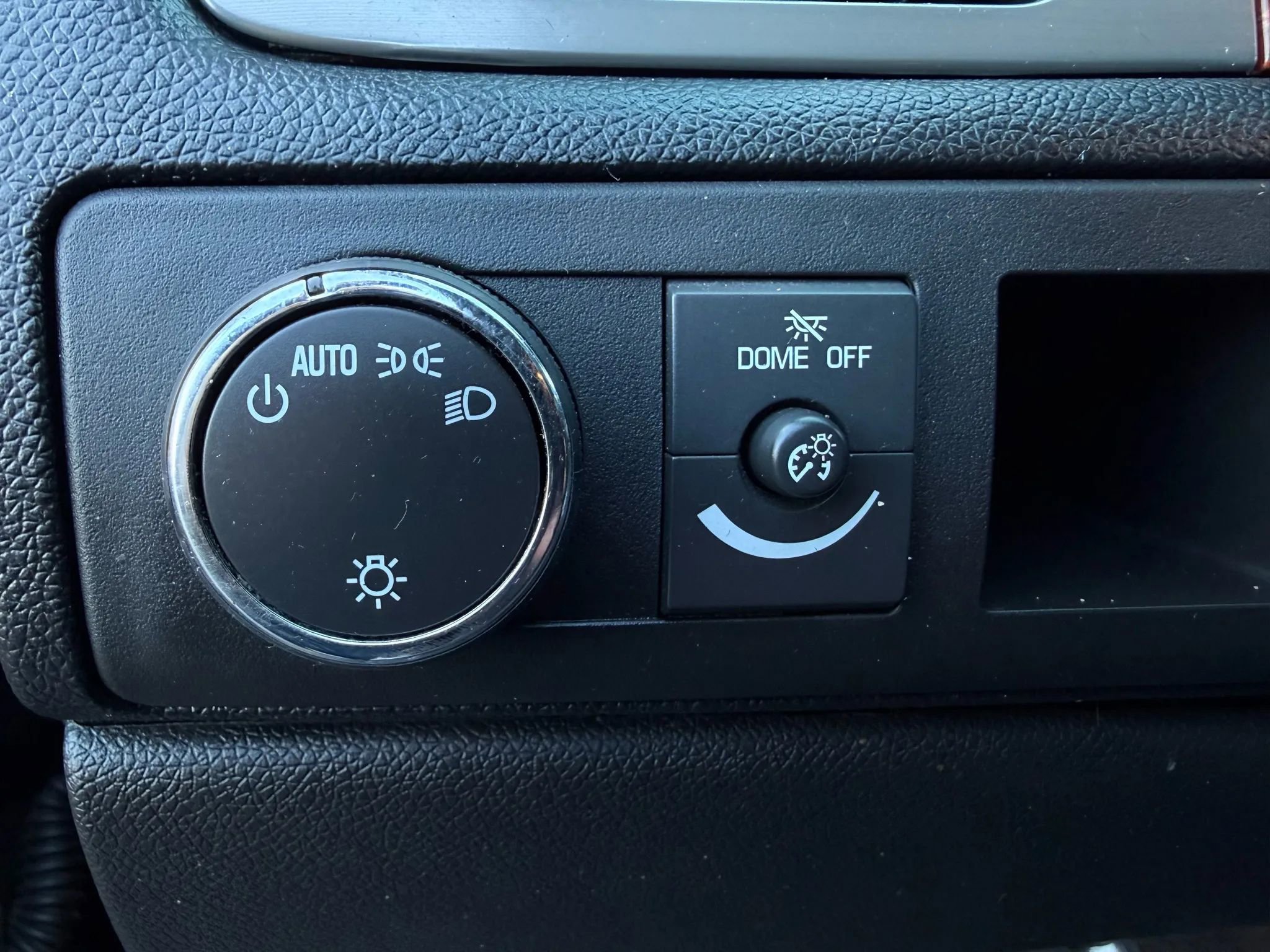 Used 2012 Chevrolet Tahoe LS image 27