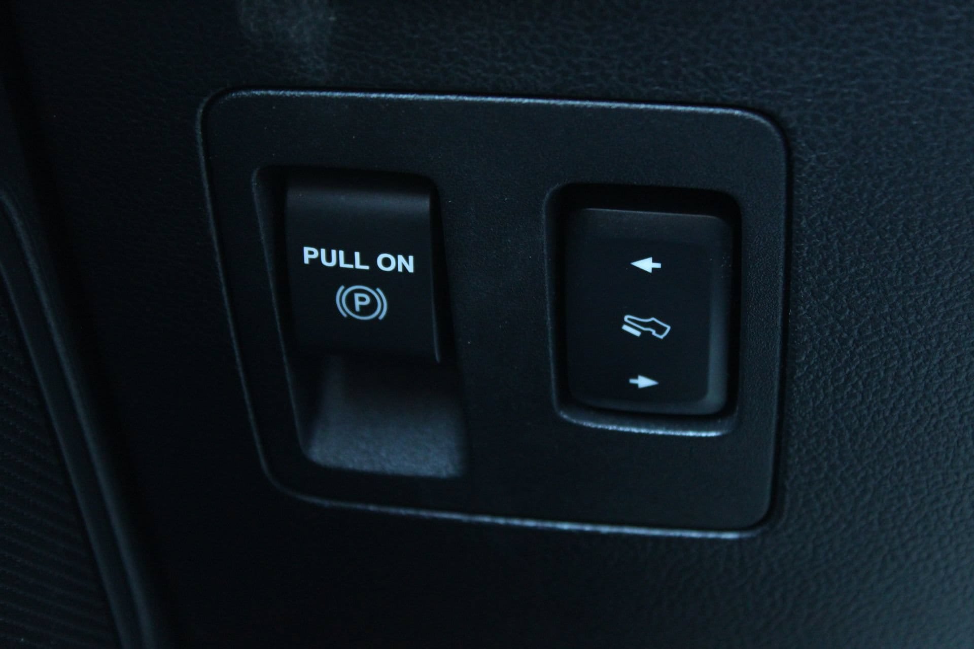 Used 2019 Ford F150 XLT w/ Equipment Group 302A Luxury AWD/4WD image 27