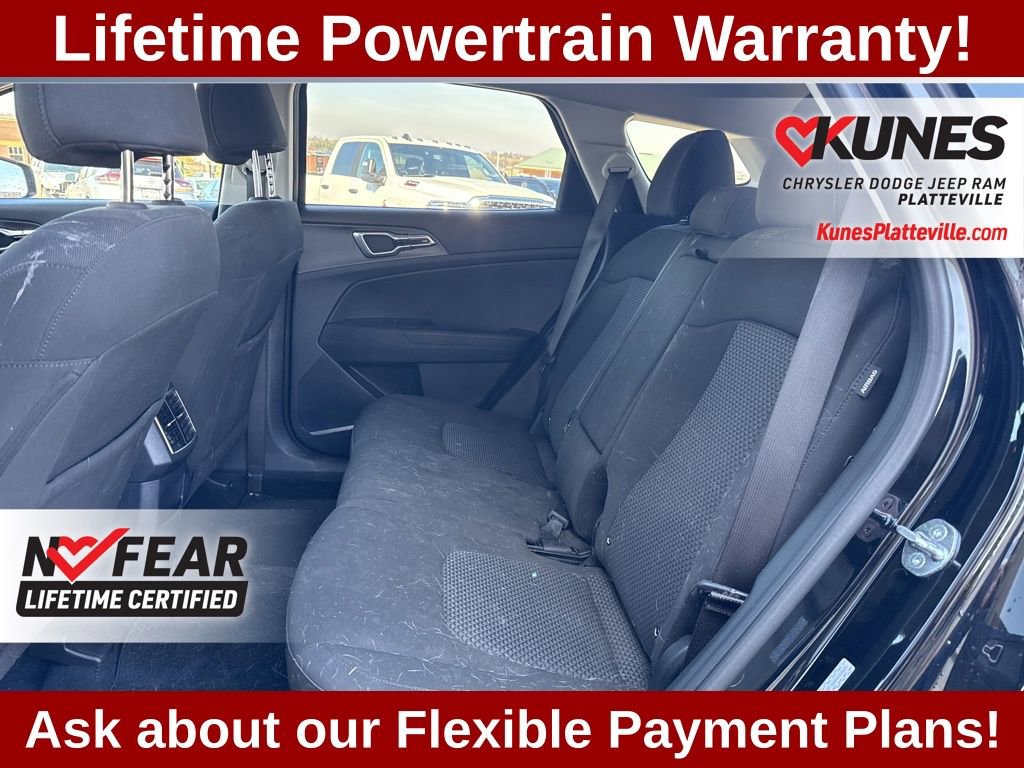 Used 2025 Kia Sportage LX image 23