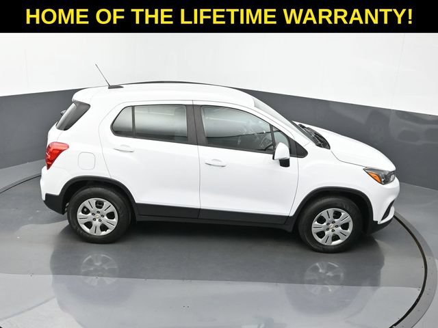 Used 2018 Chevrolet Trax LS FWD image 49