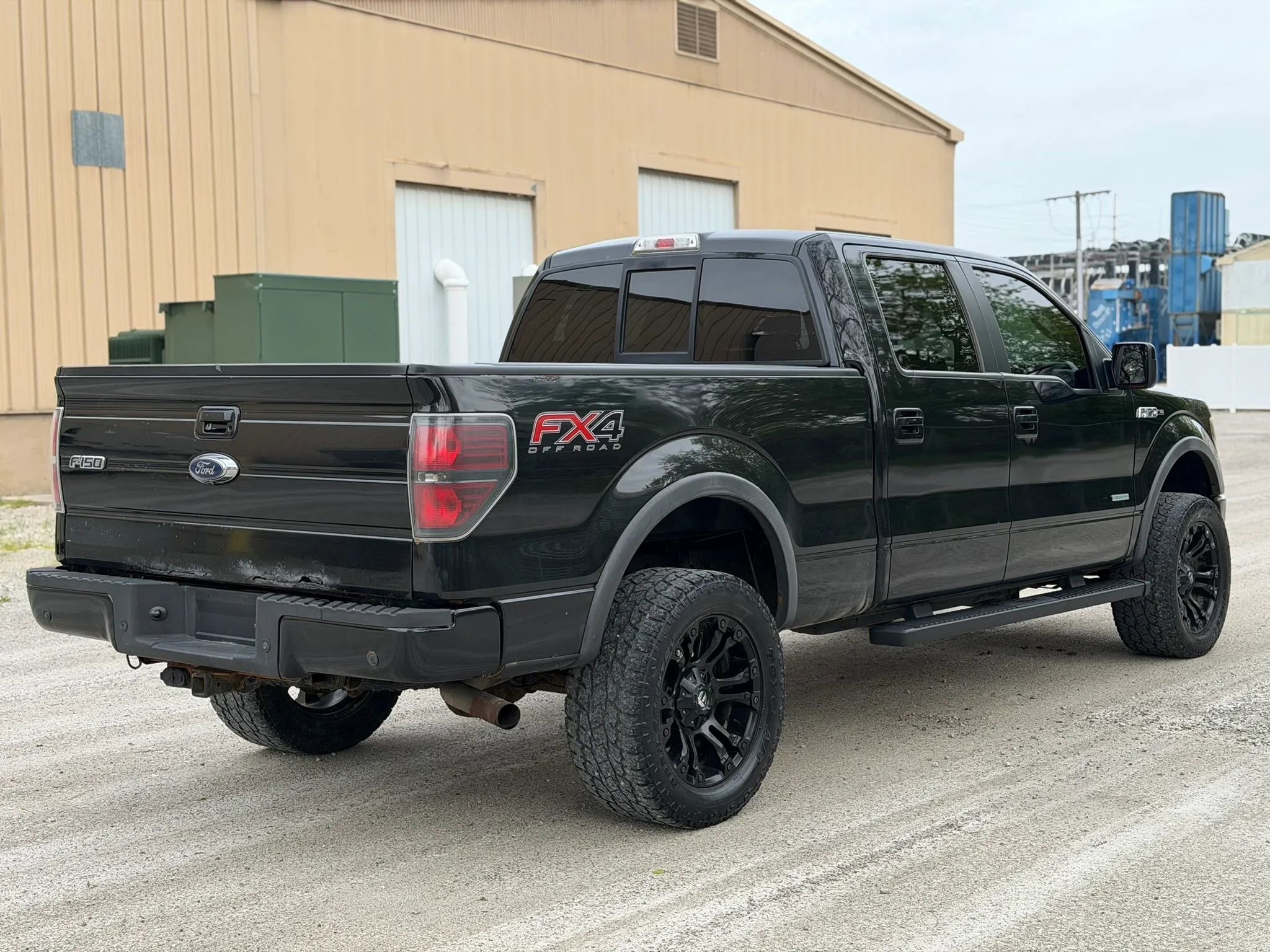 Used 2014 Ford F150 FX4 w/ Equipment Group 402A Luxury AWD/4WD image 5