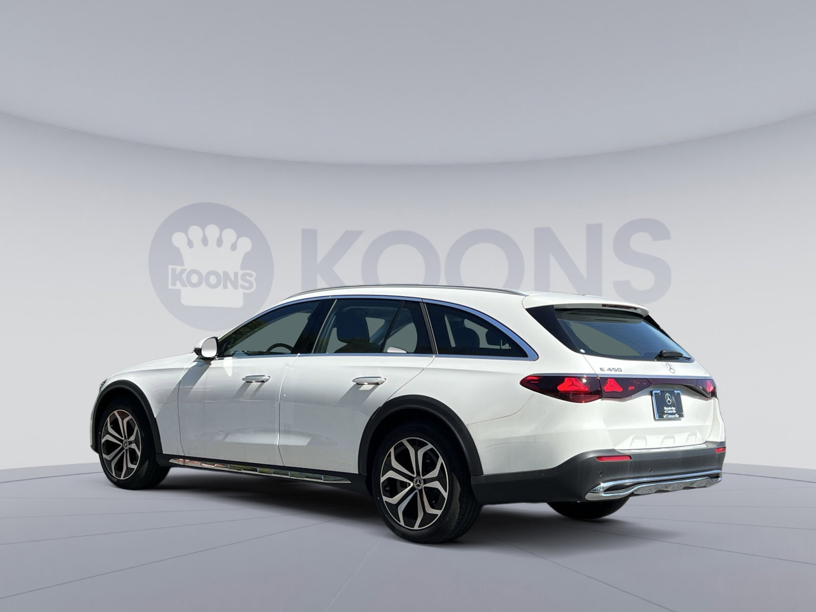 New 2025 Mercedes-Benz E 450 4MATIC All-Terrain Wagon image 4