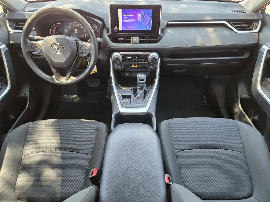 Used 2024 Toyota RAV4 LE FWD image 17
