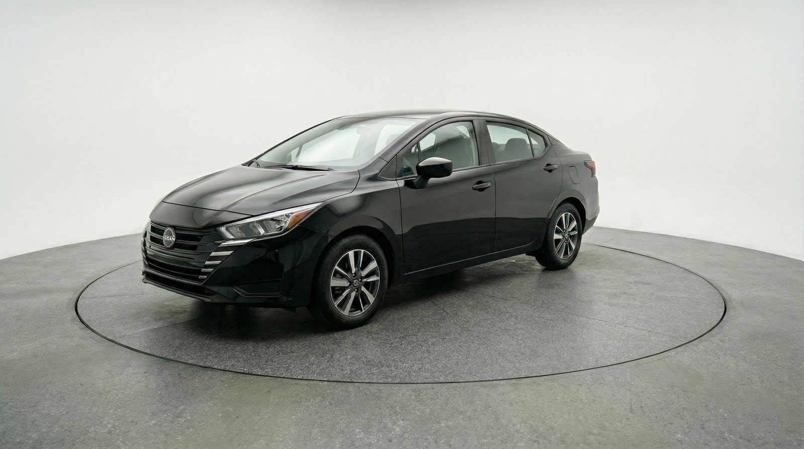 Used 2025 Nissan Versa SV FWD image 3