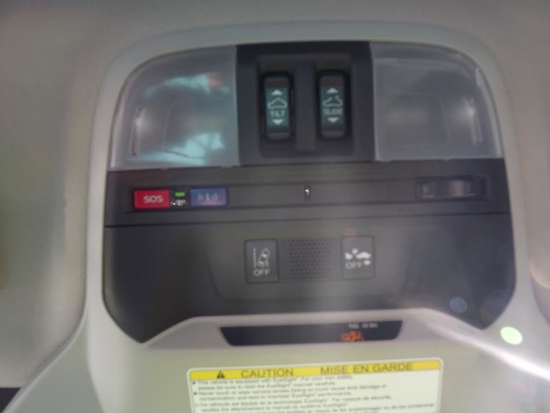 Used 2022 Subaru Crosstrek 2.5i Limited w/ Moonroof Package 2 image 17