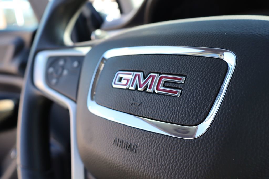 Used 2023 GMC Acadia SLE w/ Driver Convenience Package image 29