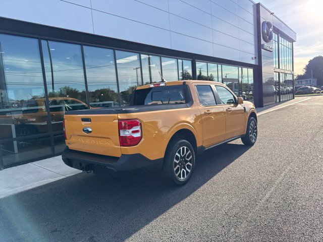Used 2022 Ford Maverick Lariat FWD image 3