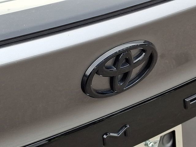 Used 2025 Toyota Camry XSE image 34