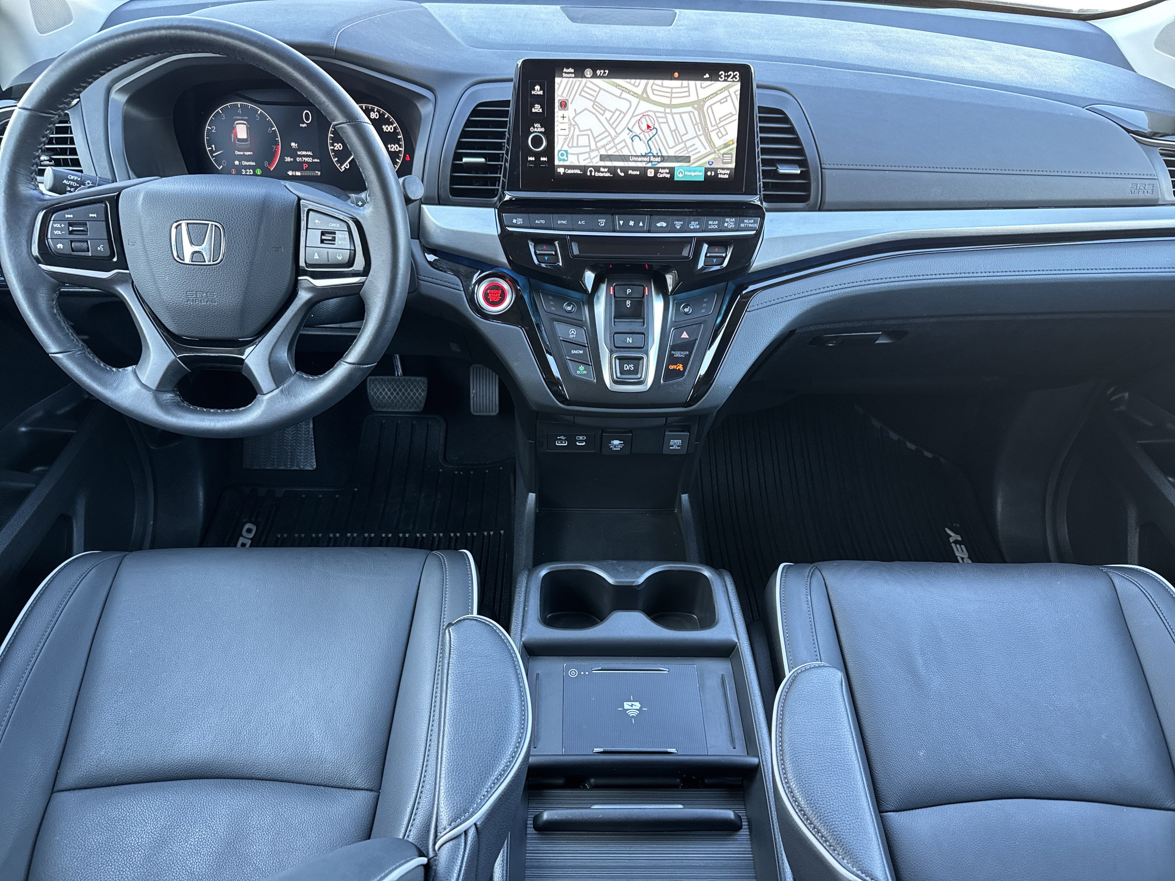 Used 2025 Honda Odyssey Touring image 31