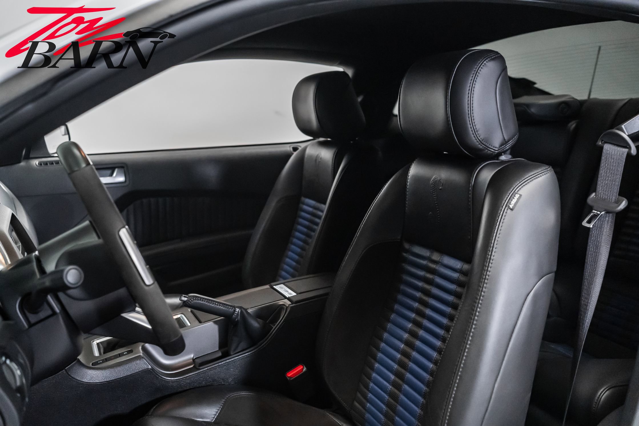 Used 2014 Ford Mustang Shelby GT500 w/ Equipment Group 821A image 23