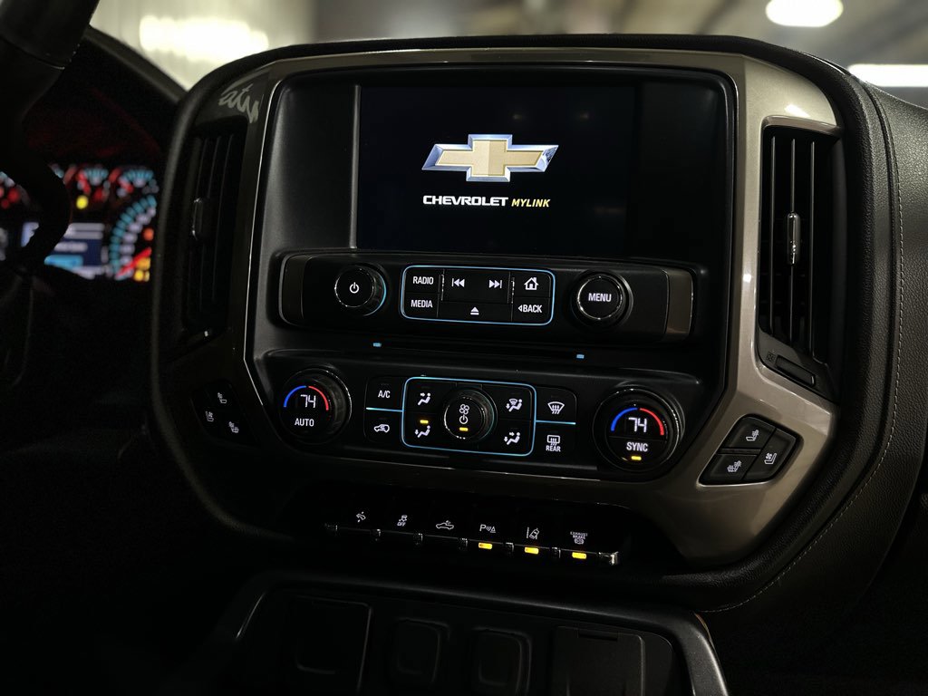 Used 2018 Chevrolet Silverado 2500 High Country w/ Duramax Plus Package image 20