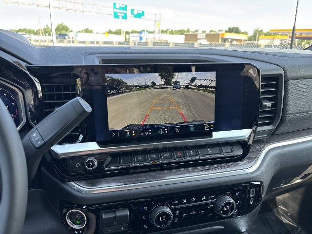 New 2026 Chevrolet Silverado 2500 LTZ w/ LTZ Plus Package AWD/4WD image 32
