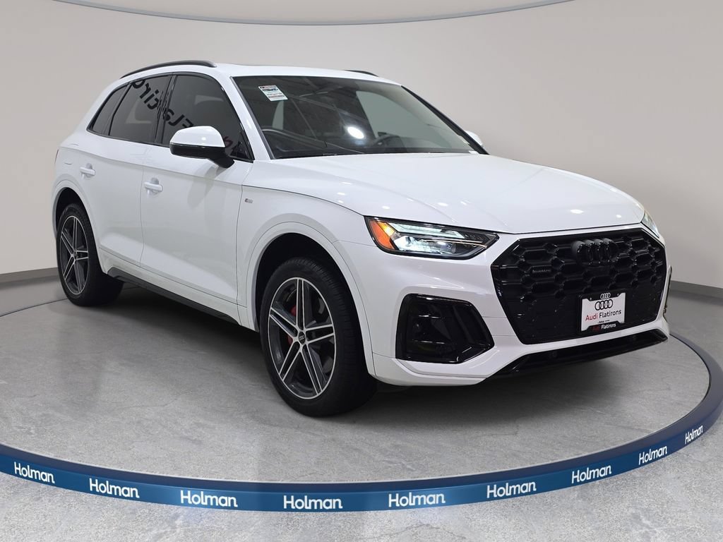 Certified 2024 Audi Q5 e Premium Plus w/ Premium Plus Package AWD/4WD image 4