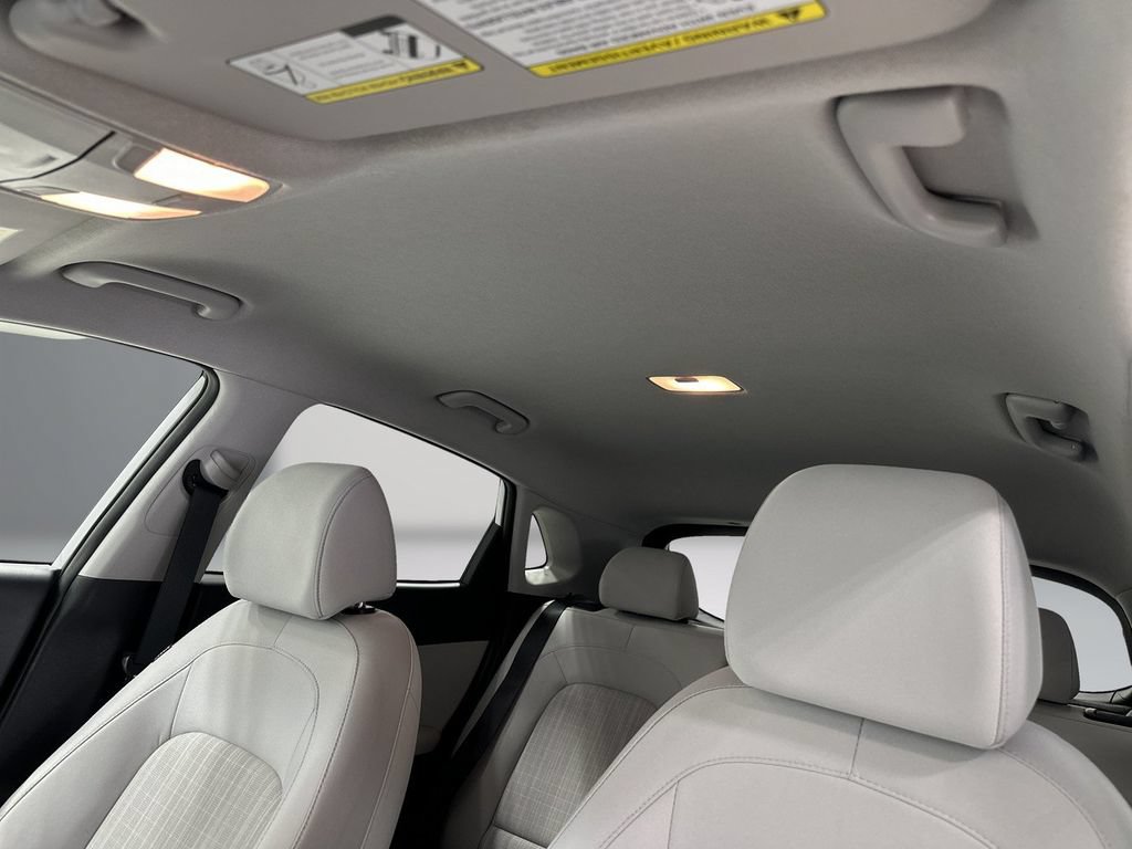 Certified 2023 Hyundai Kona SEL FWD image 17