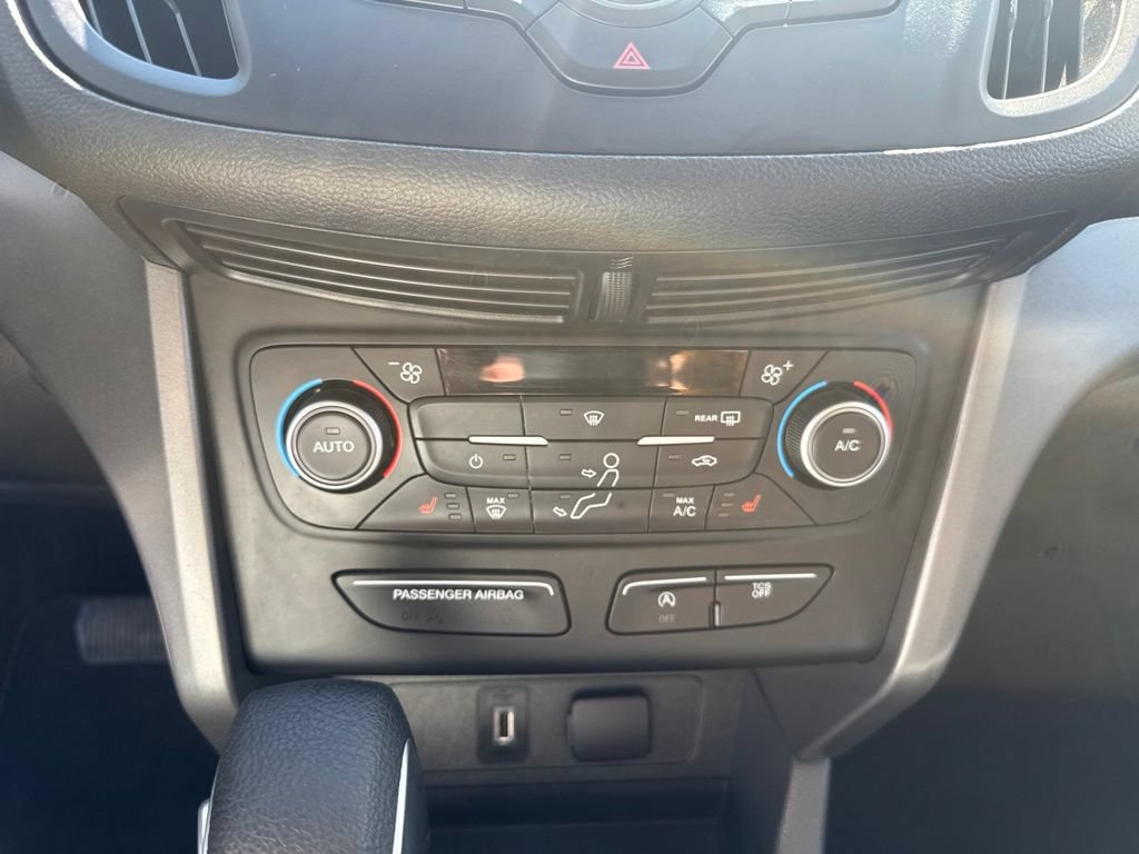 Used 2018 Ford Escape SE AWD/4WD image 16