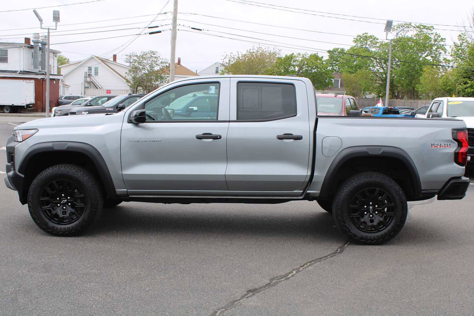 Used 2023 Chevrolet Colorado Trail Boss w/ Advanced Trailering Package AWD/4WD image 4