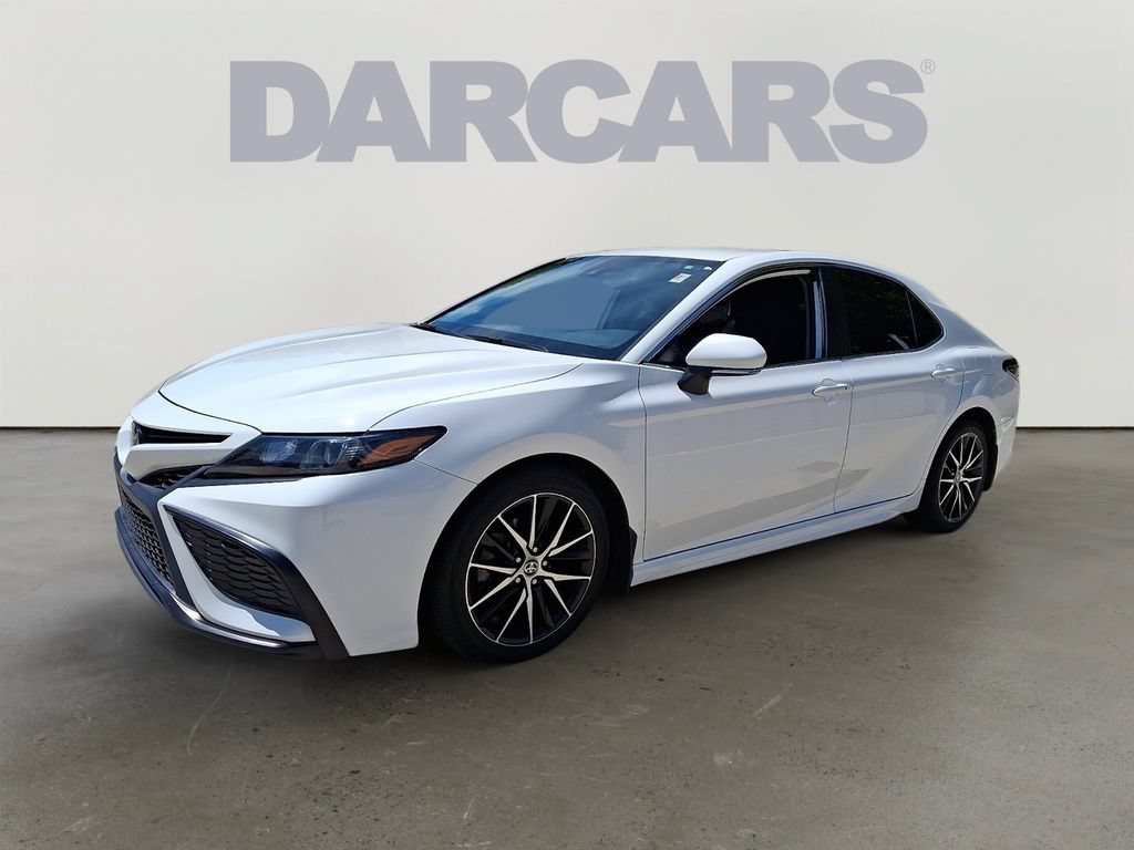 Used 2022 Toyota Camry SE AWD/4WD image 3