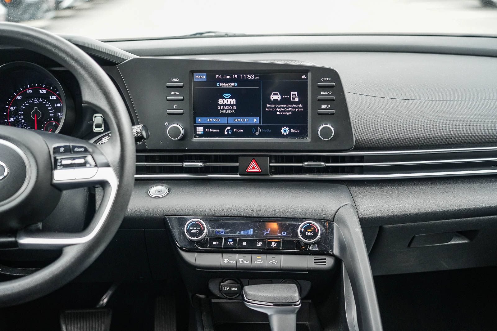 Used 2023 Hyundai Elantra SEL w/ Cargo Package FWD image 13